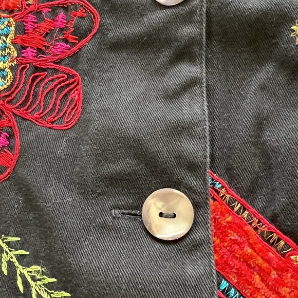 LAURA ASHLEY Black Denim Floral Embroidered Colorful Sz M Artsy Boho Art Teacher - Picture 6 of 8